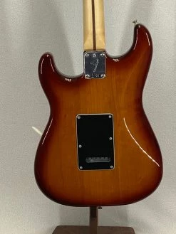 Fender Player Stratocaster Plus Top Tobacco Sunburst Electric