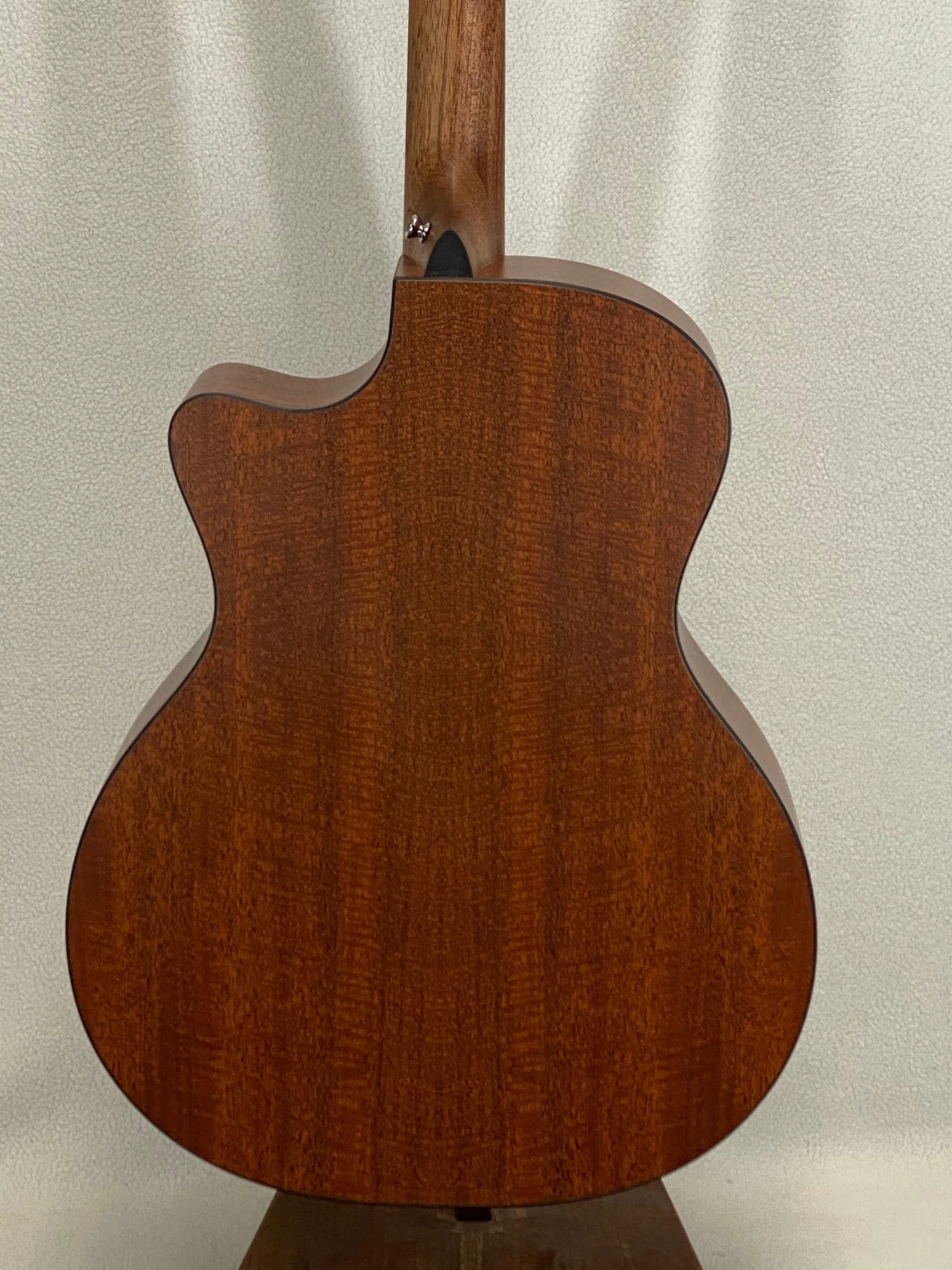 Acoustic Martin GPC-X2E Mahogany SN:2561047 6 Acoustic Martin GPC-X2E Mahogany SN:2561047