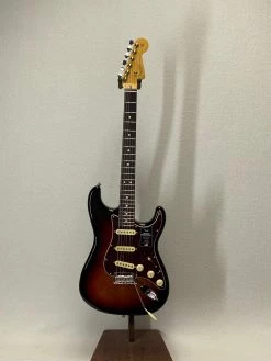 Fender American Professional II Stratocaster 3-Color Sunburst SN:US210104787 Electric