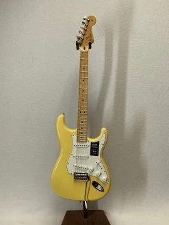 Electric Fender Player Stratocaster - Buttercream