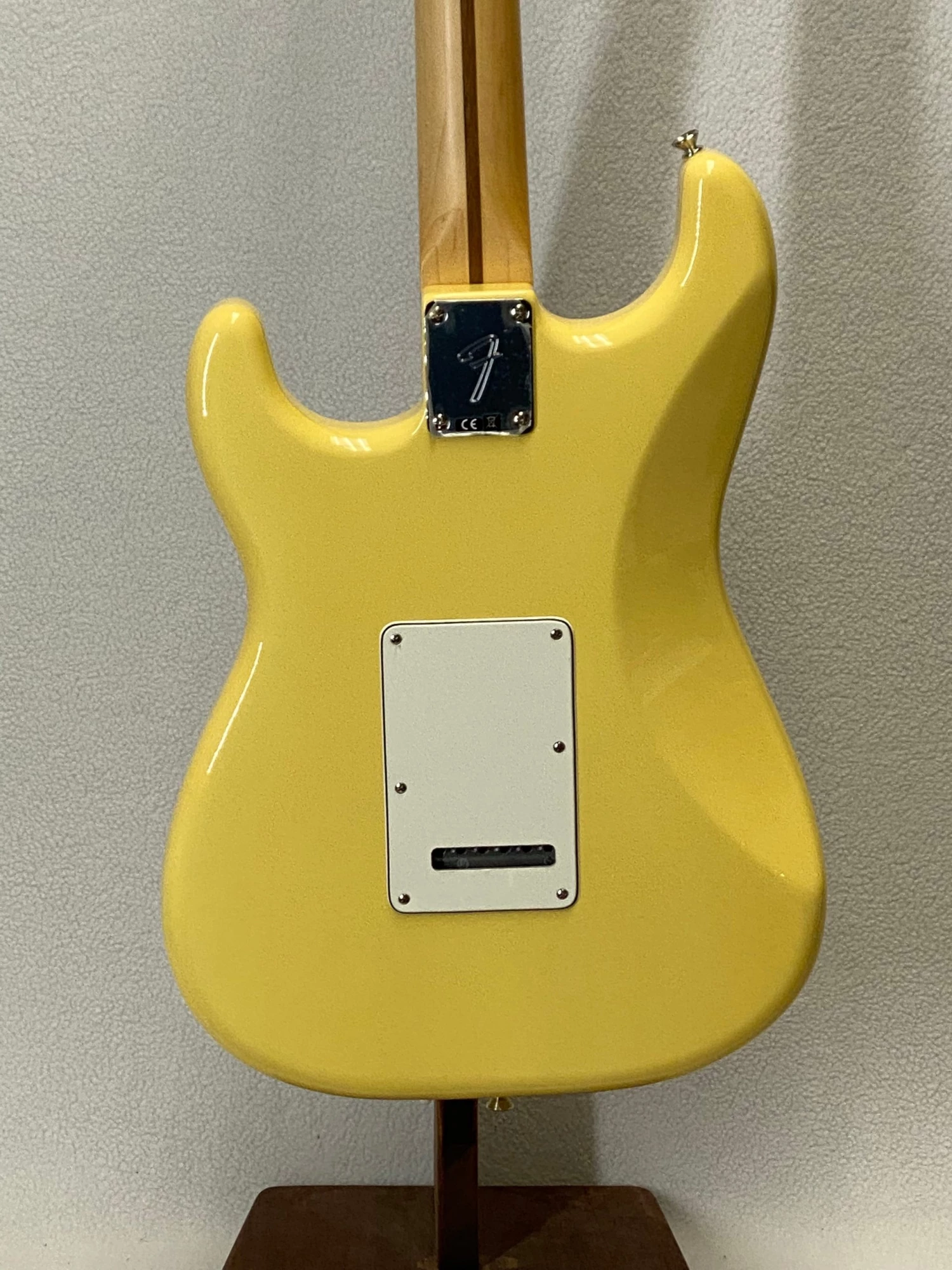 Electric Fender Player Stratocaster - Buttercream 5 Electric Fender Player Stratocaster - Buttercream