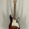 Fender Player Stratocaster 3-Color Sunburst Electric
