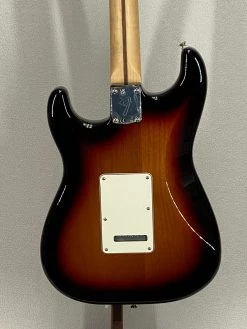 Fender Player Stratocaster 3-Color Sunburst Electric
