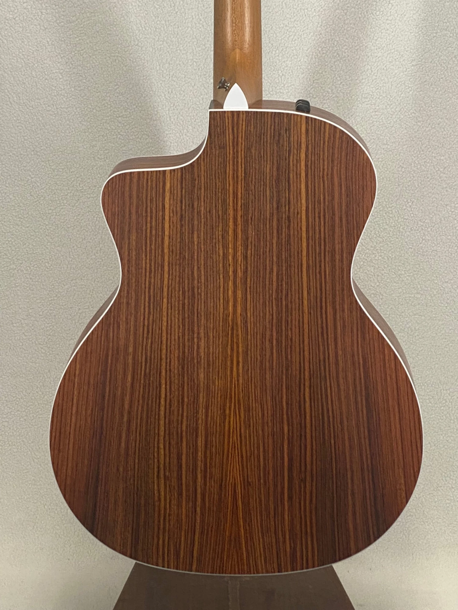 Taylor 214ce SN:2201182128 6 Taylor 214ce SN:2201182128