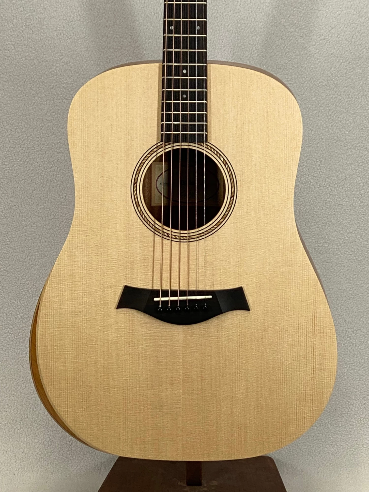 Taylor Academy 10 SN:2201152352 Acoustic 2 Taylor Academy 10 SN:2201152352 Acoustic