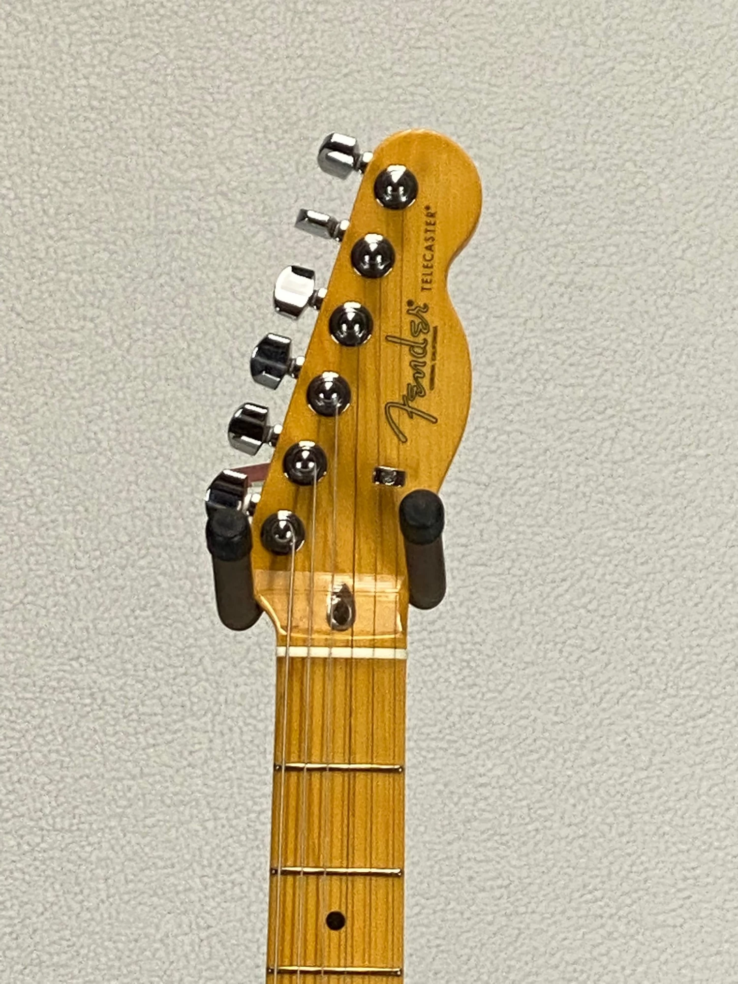 Fender American Professional II Telecaster Butterscotch Blonde SN:21032313 3 Fender American Professional II Telecaster Butterscotch Blonde SN:21032313