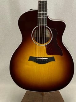 Taylor 214ce-SB DLX SN:2201192038 Acoustic