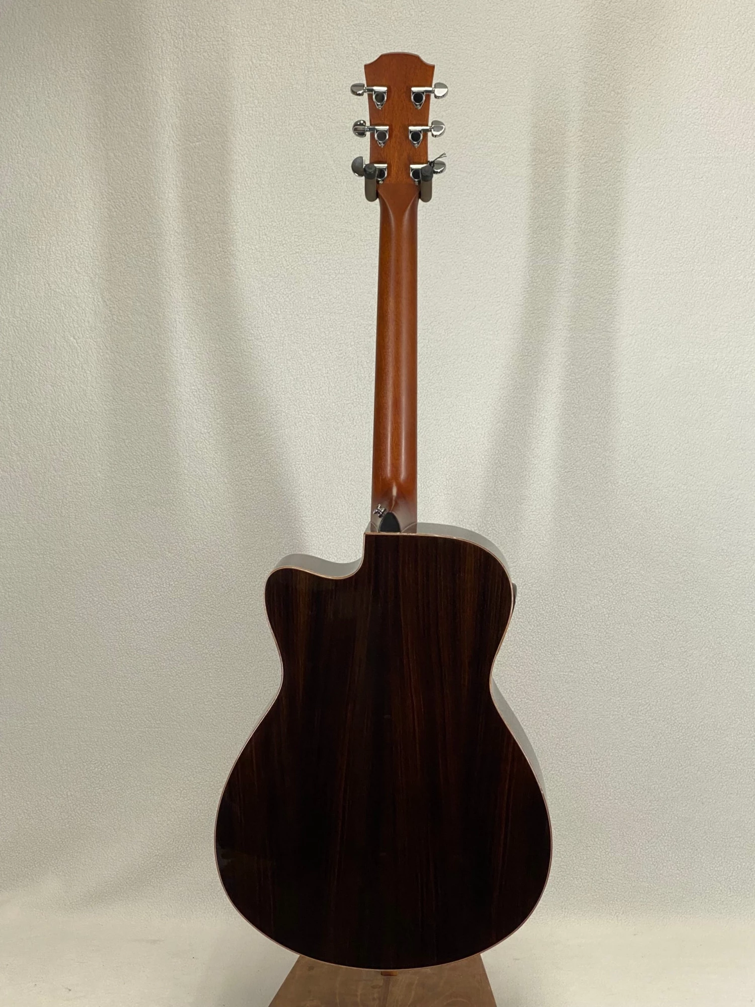 Acoustic Yamaha AC1R Tobacco Brown Sunburst SN:IHJ030162 5 Acoustic Yamaha AC1R Tobacco Brown Sunburst SN:IHJ030162