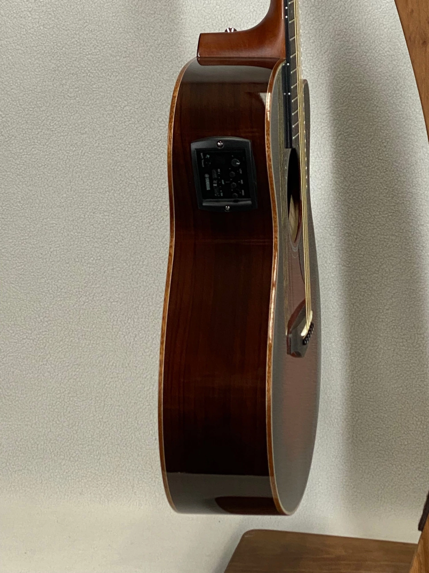 Acoustic Yamaha AC1R Tobacco Brown Sunburst SN:IHJ030162 8 Acoustic Yamaha AC1R Tobacco Brown Sunburst SN:IHJ030162