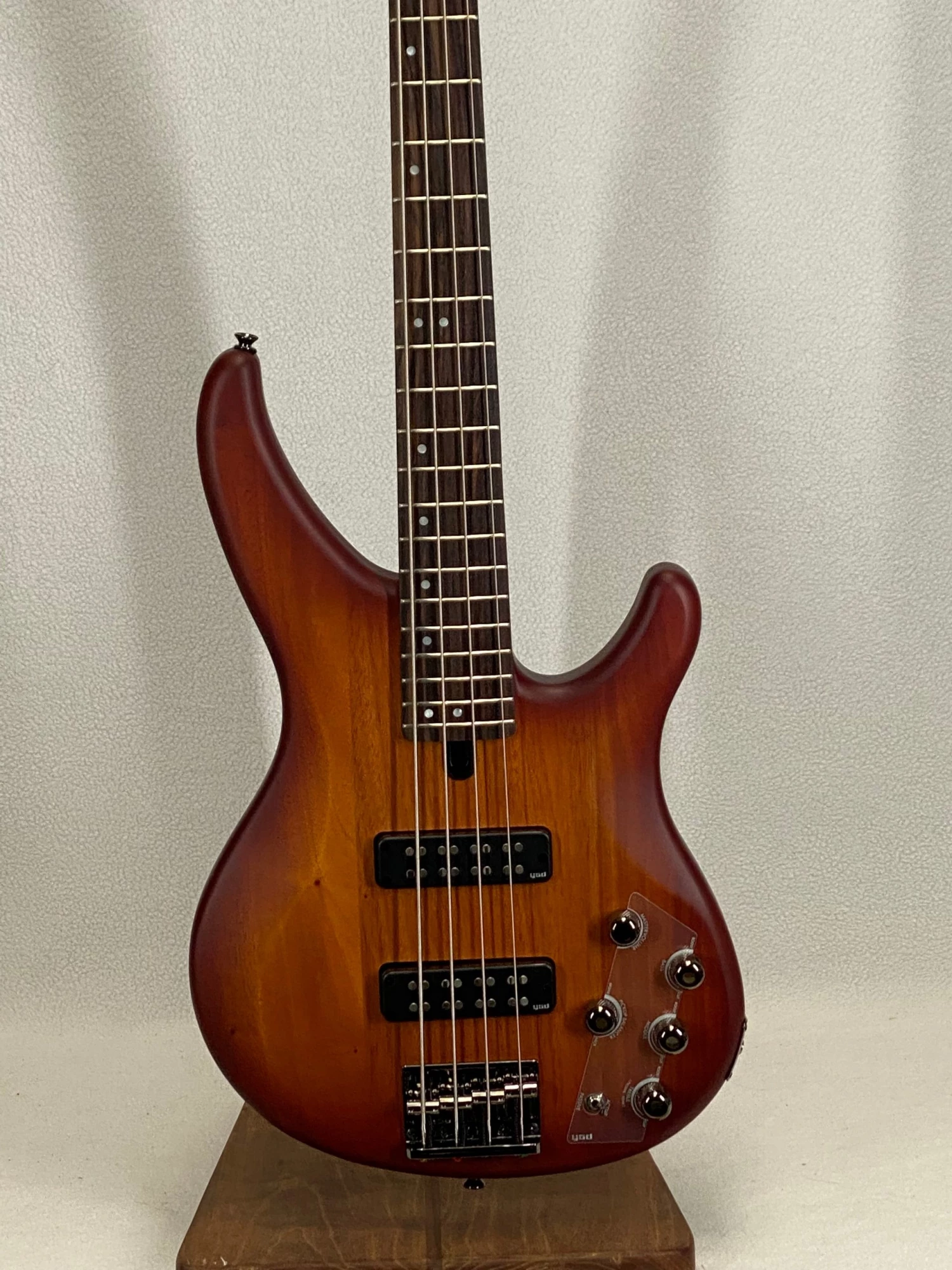 Yamaha TRBX504 Brick Burst SN:IHX053419 2 Yamaha TRBX504 Brick Burst SN:IHX053419