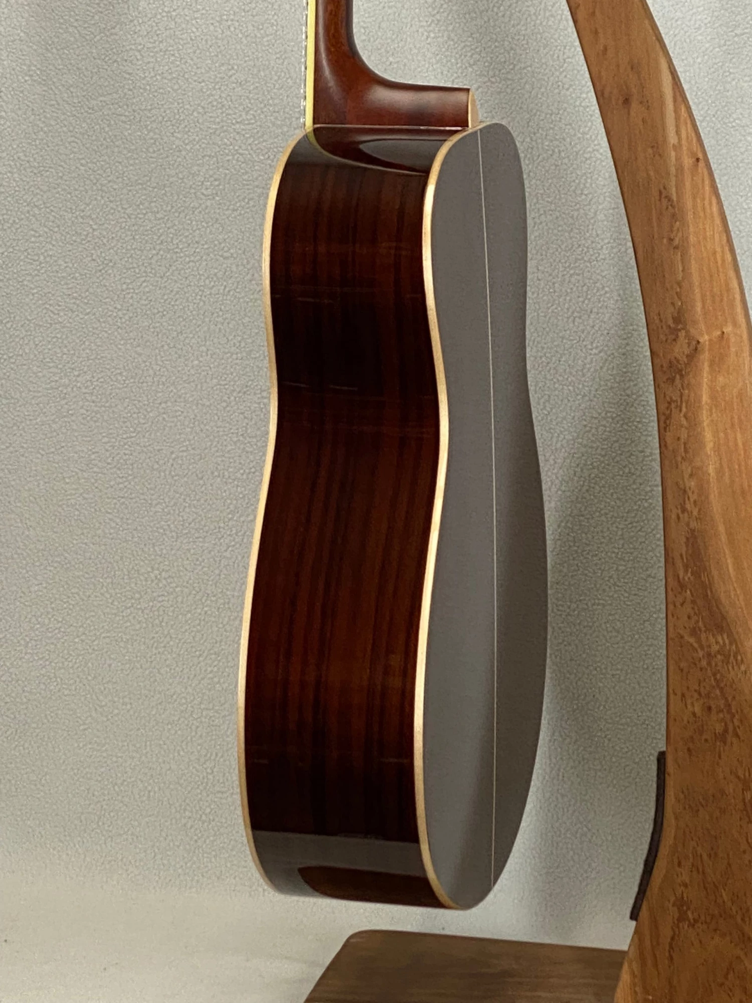 Yamaha LS-TA TransAcoustic Brown Sunburst SN:IHY020294 10 Yamaha LS-TA TransAcoustic Brown Sunburst SN:IHY020294