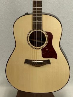 Taylor AD17e SN:1203032048