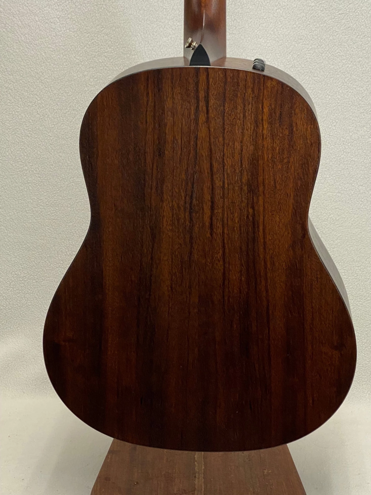 Taylor AD17e SN:1203032048 6 Taylor AD17e SN:1203032048