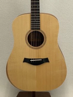 Acoustic Taylor Academy 10 SN:2203152517