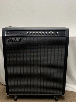 Used 1974 Yamaha Hundred 412 Electric Guitar Amps