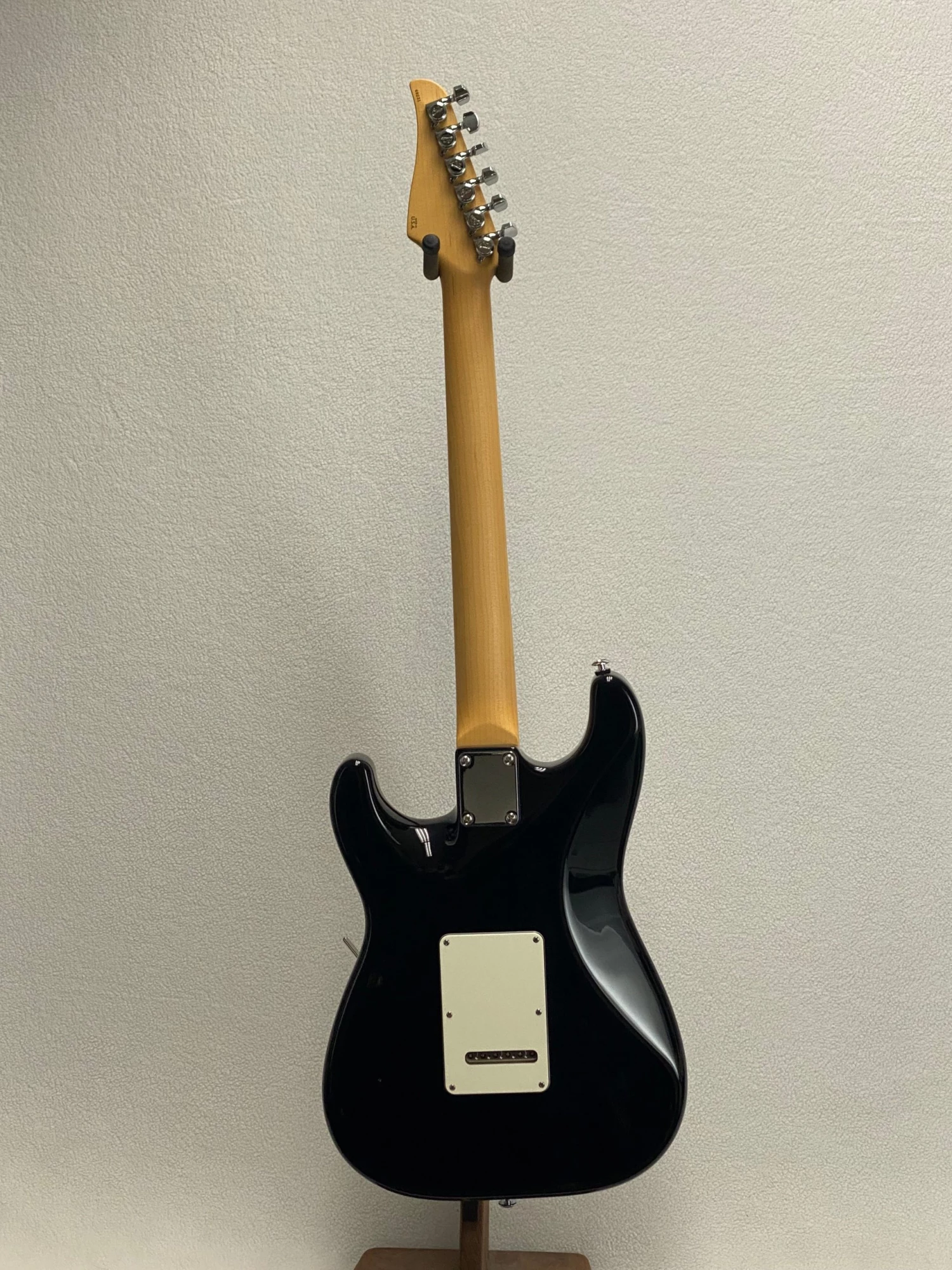 Electric Suhr Classic S Black SN:69231 4 Electric Suhr Classic S Black SN:69231
