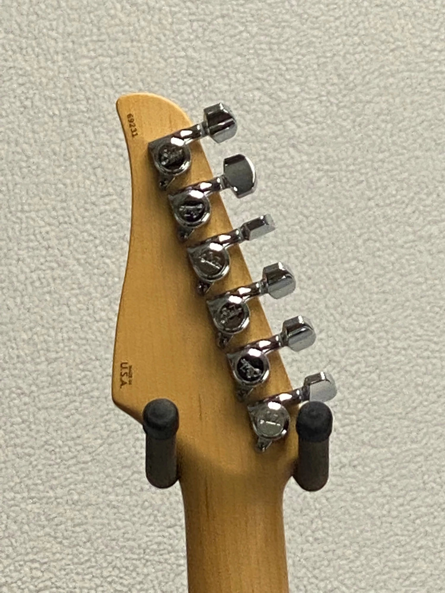 Electric Suhr Classic S Black SN:69231 6 Electric Suhr Classic S Black SN:69231