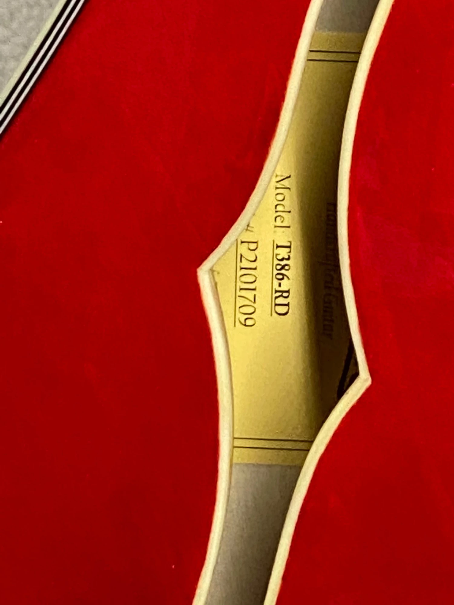 Eastman T386 Red SN:P2101709 4 Eastman T386 Red SN:P2101709