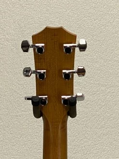 Acoustic Taylor Academy 10 SN:2204122502 16 Acoustic Taylor Academy 10 SN:2204122502