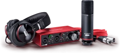 Focusrite Scarlett 2i2 Studio 3rd Gen Home Recording Bundle