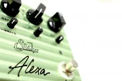 Pedals Suhr Alexa Dual Channel Analog Chorus/Vibrato Effects Pedal
